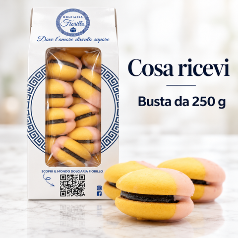 Cosa ricevi: confezione da 250 g di Maddalene alla Fragola Dolciaria Fiorillo con prodotto in primo piano.