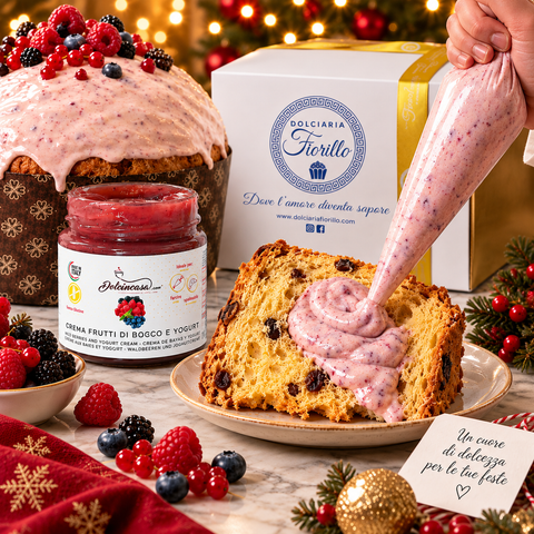 Panettone Artigianale con Crema allo Yogurt e Frutti di Bosco