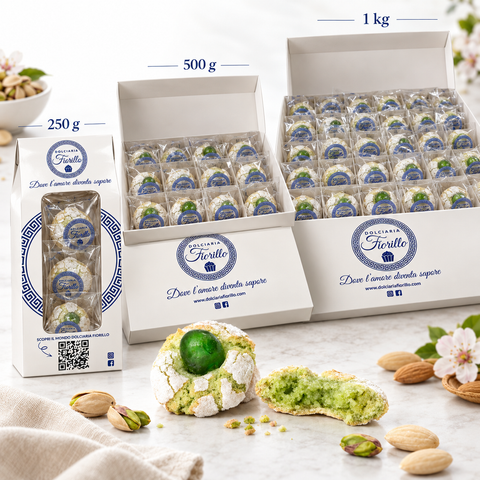 Paste di mandorla al pistacchio con candito di ciliegia Dolciaria Fiorillo nei formati da 250 g, 500 g e 1 kg con busta verticale e scatole piatte.